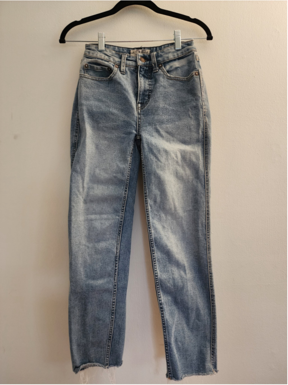 WE THE FREE Free People CRVY Skinny Jeans Light Wash Raw Hem 25‎